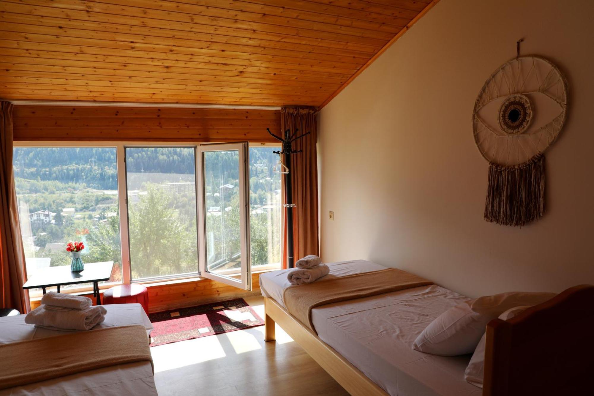 Nadia Guesthouse Mestia Exterior photo